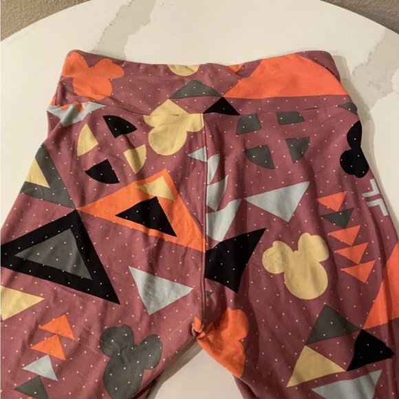 Disney Lularoe Legging (Size: One Size)  Minnie Mouse Athletic Tribal Print - Picture 5 of 6